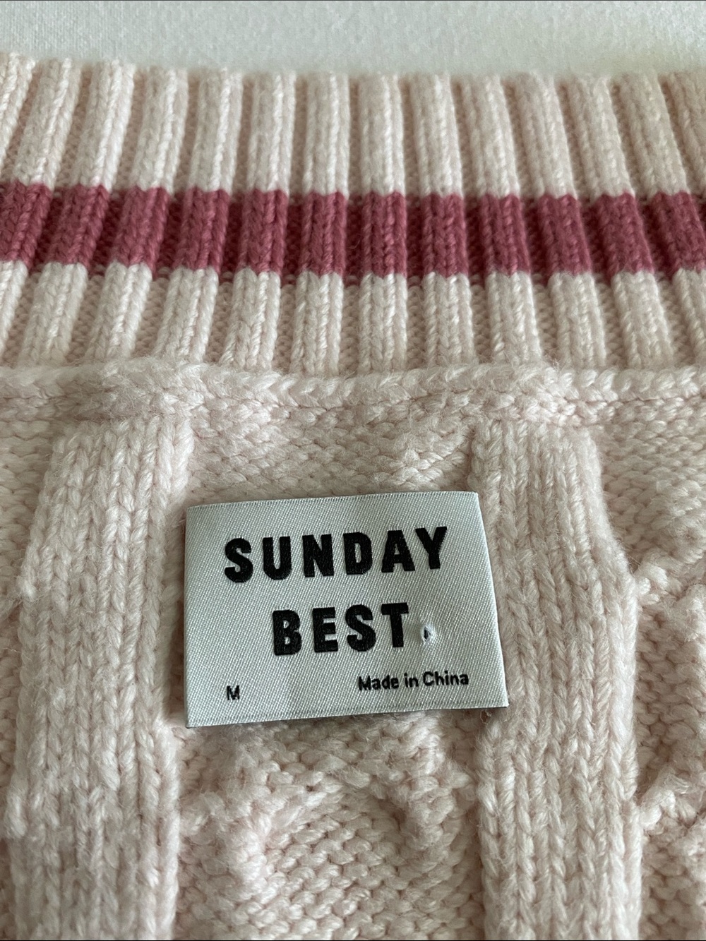 Aritzia Sunday Best Winston Cable-Knit V-Neck Vest Blush Pink Size Med Oversize - Picture 6 of 15
